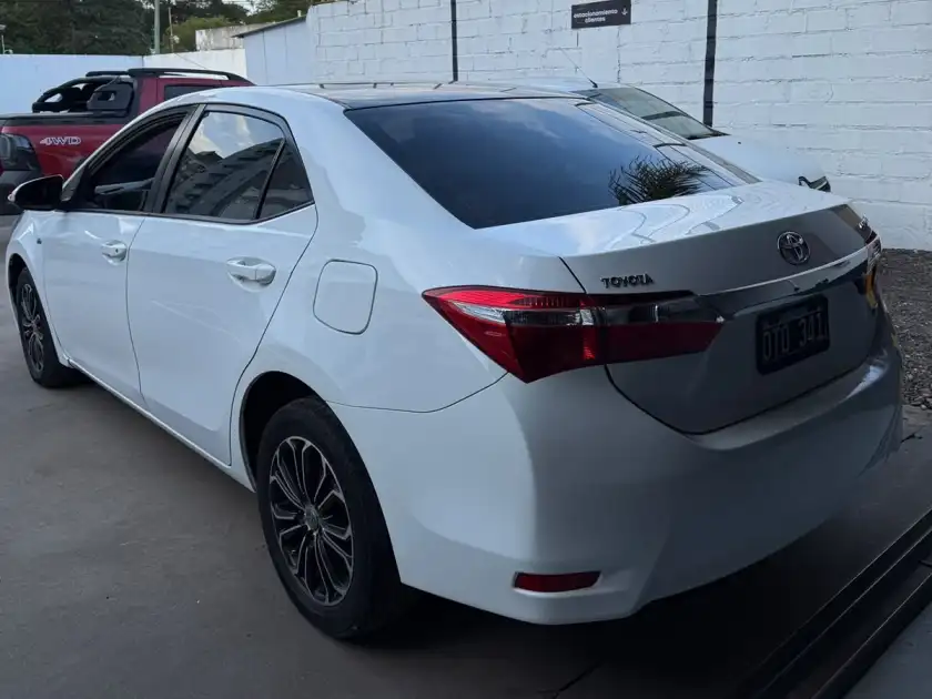 Toyota Corolla Xli Cvt 2015 - foto 3