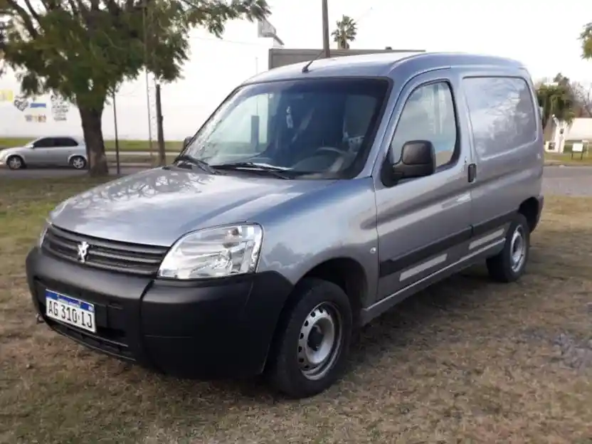 Peugeot Partner Confort 2023 - foto 1