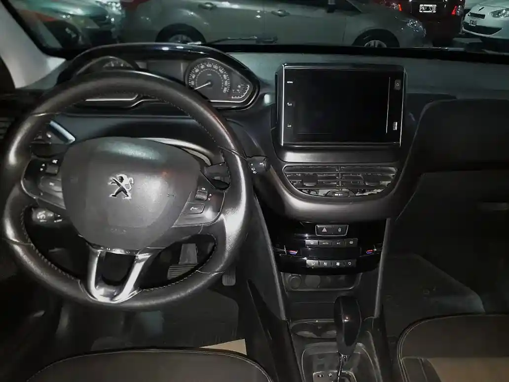 Peugeot 2008 Feline Tiptronic 2018 - foto 3