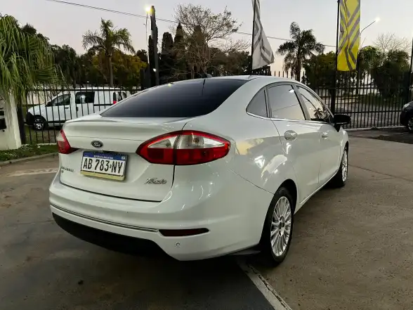 Ford Fiesta Titanium 2017 - foto 2