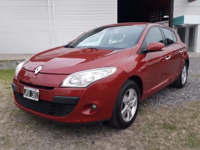 Renault Megane Iii Luxe (C) 2011 - foto 1