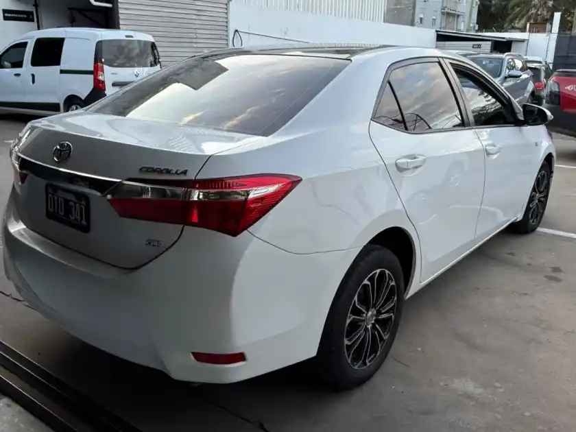 Toyota Corolla Xli Cvt 2015 - foto 4