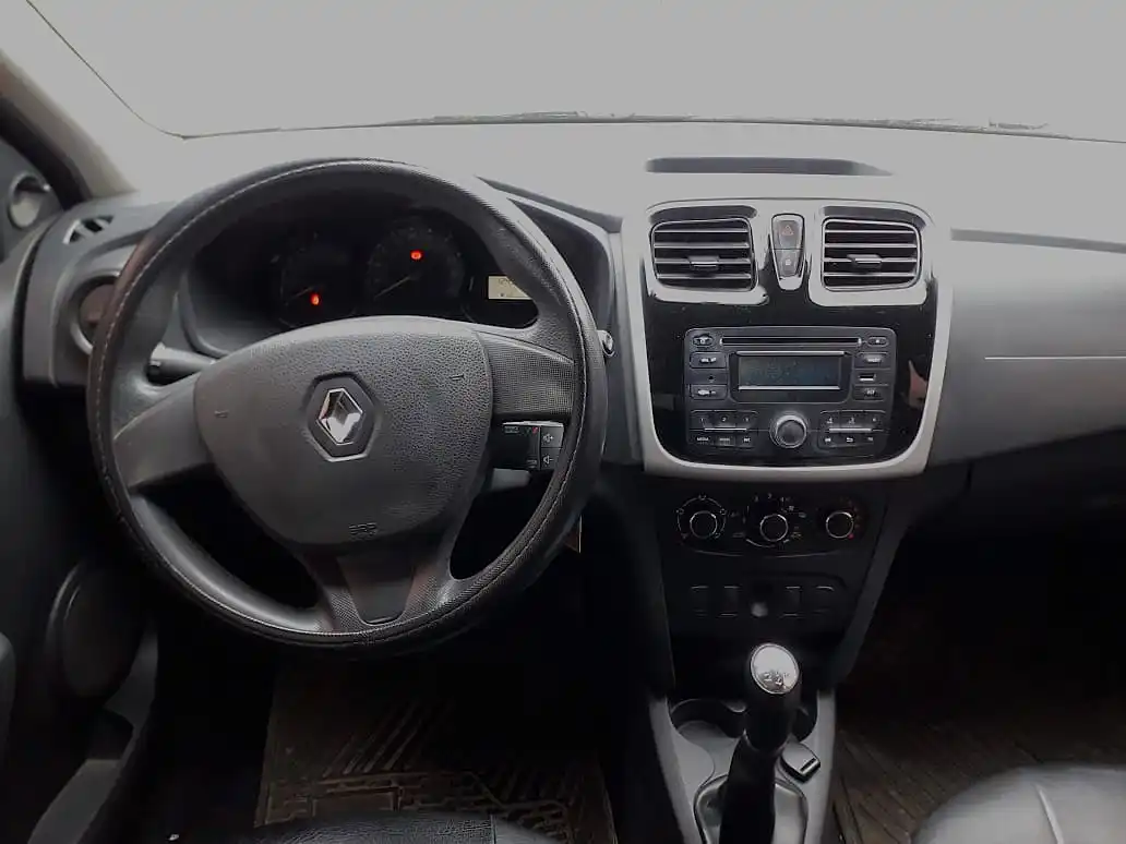 Renault Logan Authentique Plus 2015 - foto 3