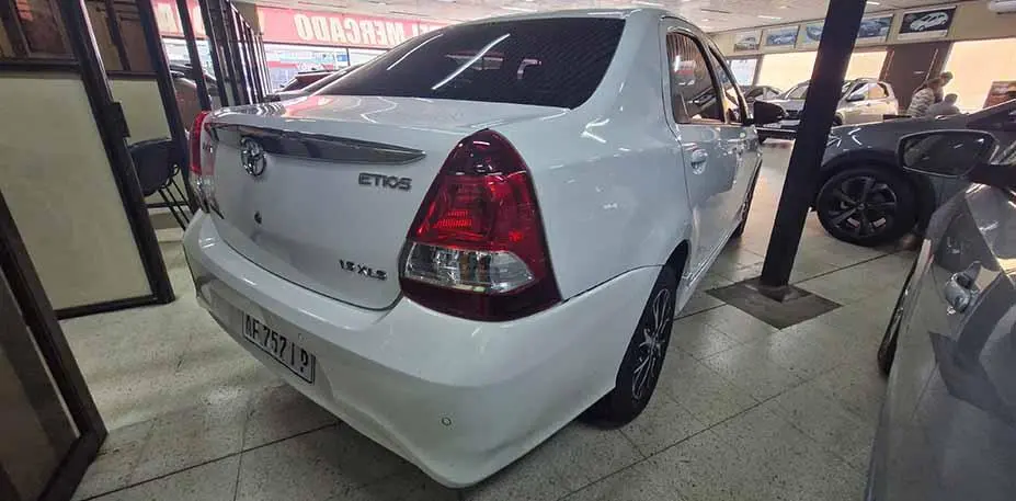 Toyota Etios 1.5 4 Ptas Xls Pack 4At 2023 - foto 3