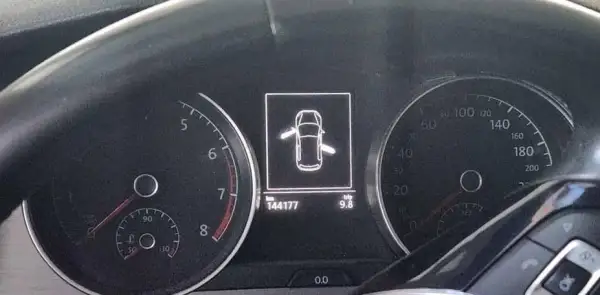 VOLKSWAGEN Golf 2015 - foto 1