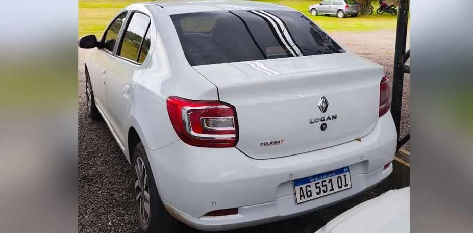 Renault Logan Ii 1.6 16V Intense 2024 - foto 3