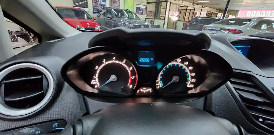 FORD Fiesta 2017 - foto 1