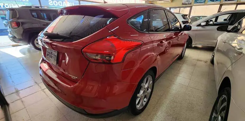 Ford Focus 2.0 5P Se Plus Powershift 2015 - foto 4