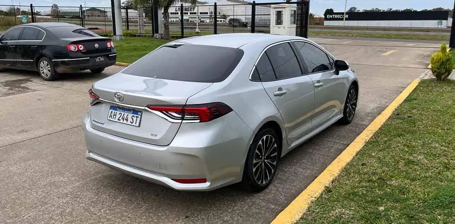 Toyota Corolla 2.0 Seg Safety Cvt 2025 - foto 3