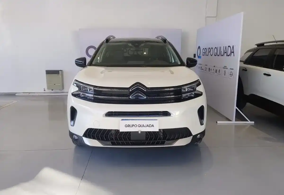 Citroën C5 Aircross 1.6 T Feel Pack At6 L23 2024 - foto 2