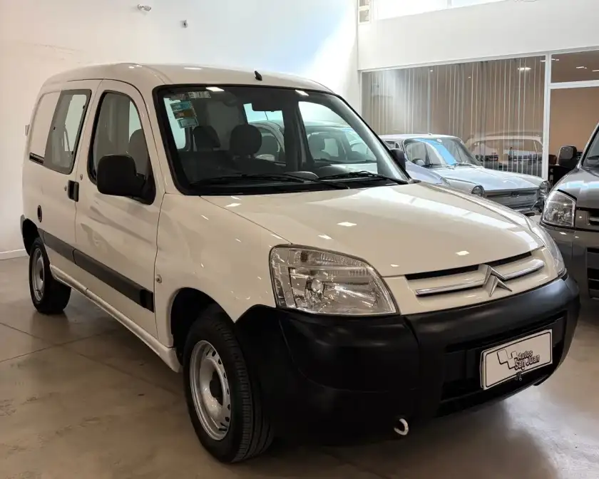 Citroën Berlingo Furgon 1.6 Hdi 92 Bussines Mixto 2017 - foto 4