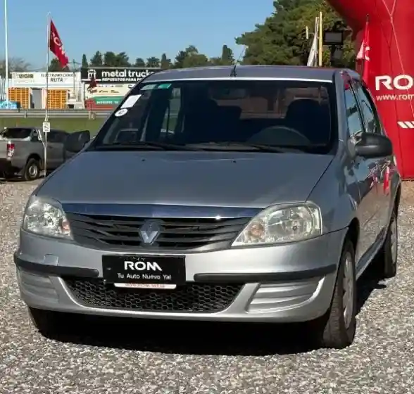 Renault Logan 2009 - foto 1