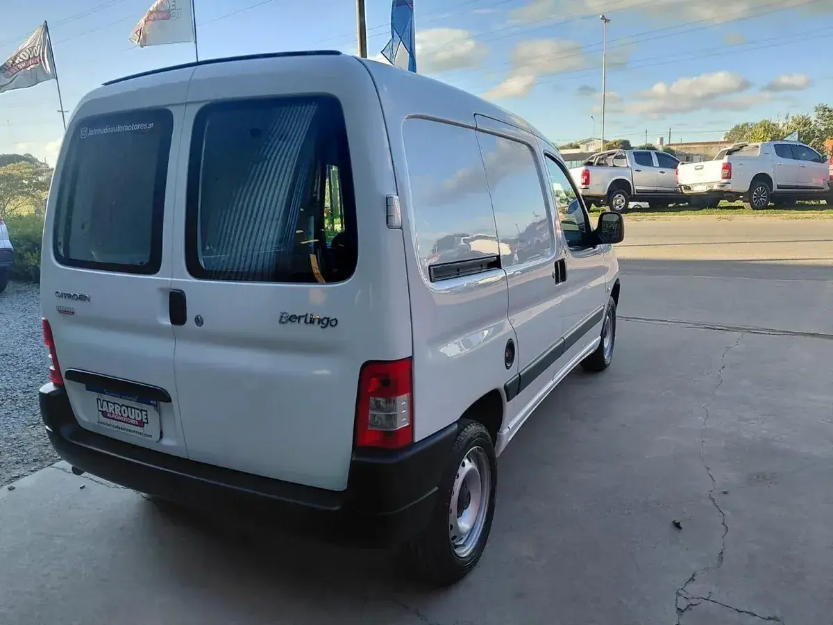 Citroën Berlingo Furgon 1.4 Bussines 75Cv 2017 - foto 4