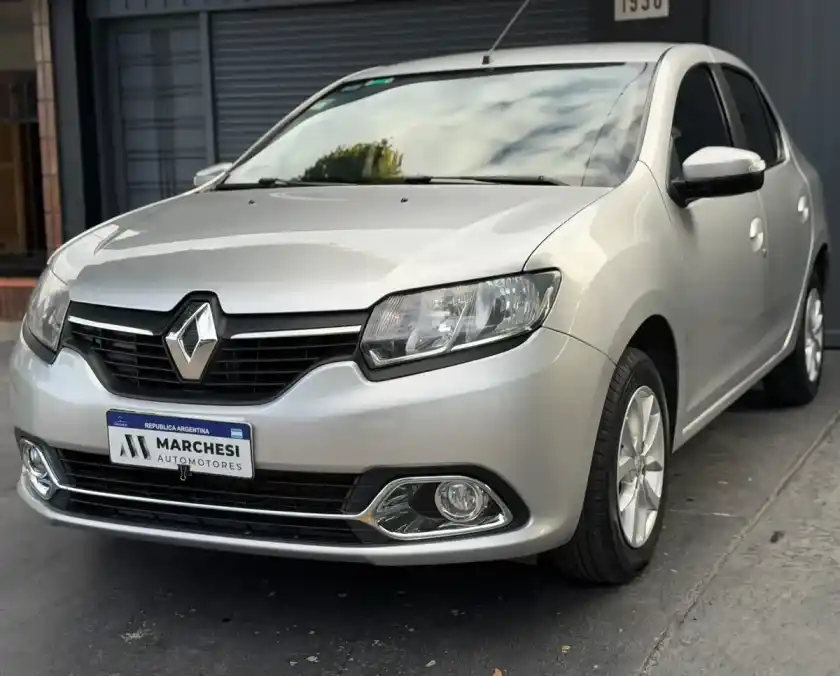 Renault Logan 1.6 Privilege Plus 105Cv 2017 - foto 1