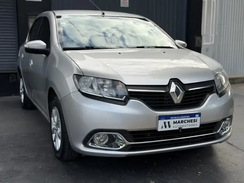 Renault Logan 1.6 Privilege Plus 105Cv 2017 - foto 2