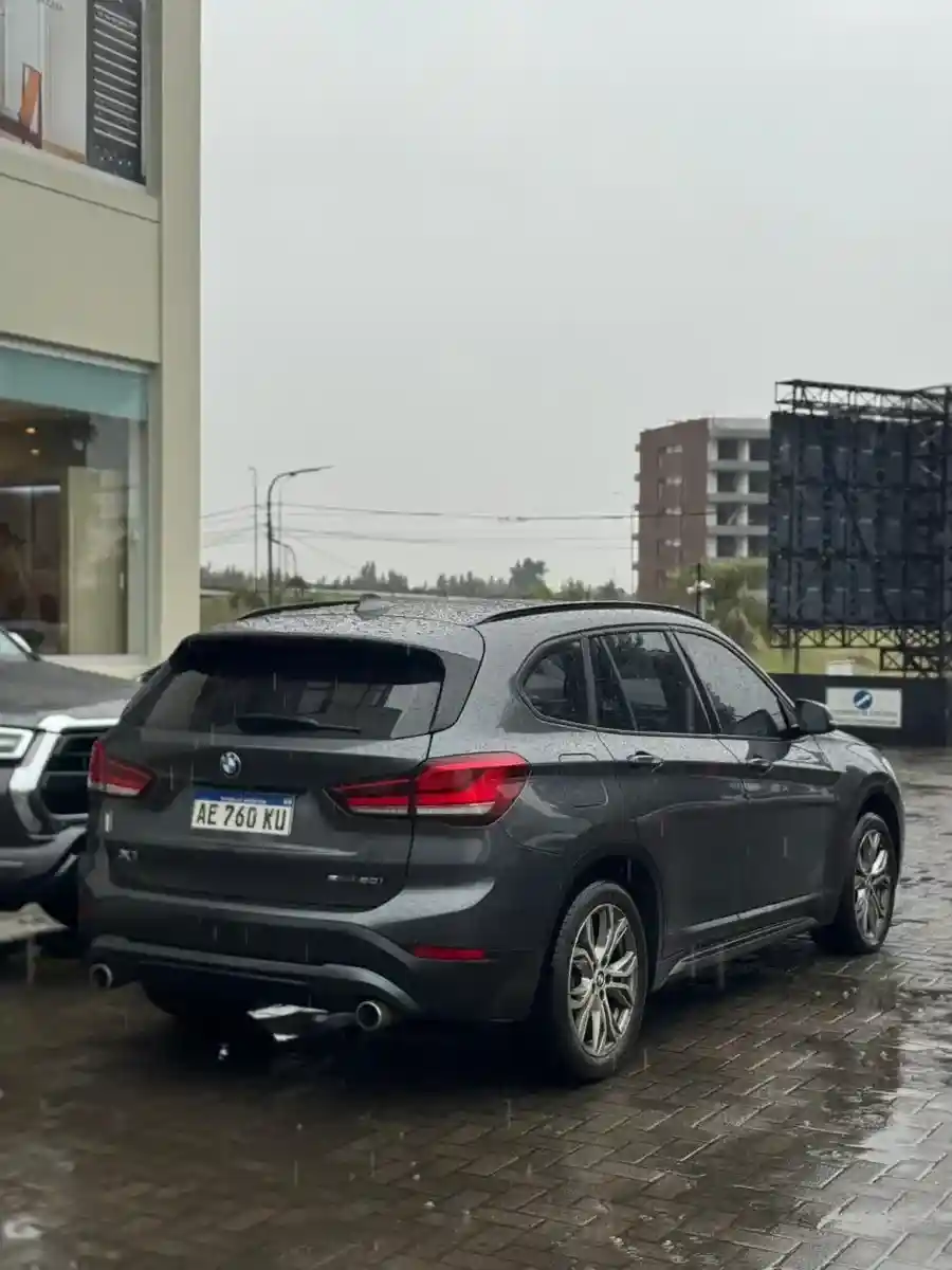 Bmw X1 2.0 Sdrive 20I Sportline 2021 - foto 2