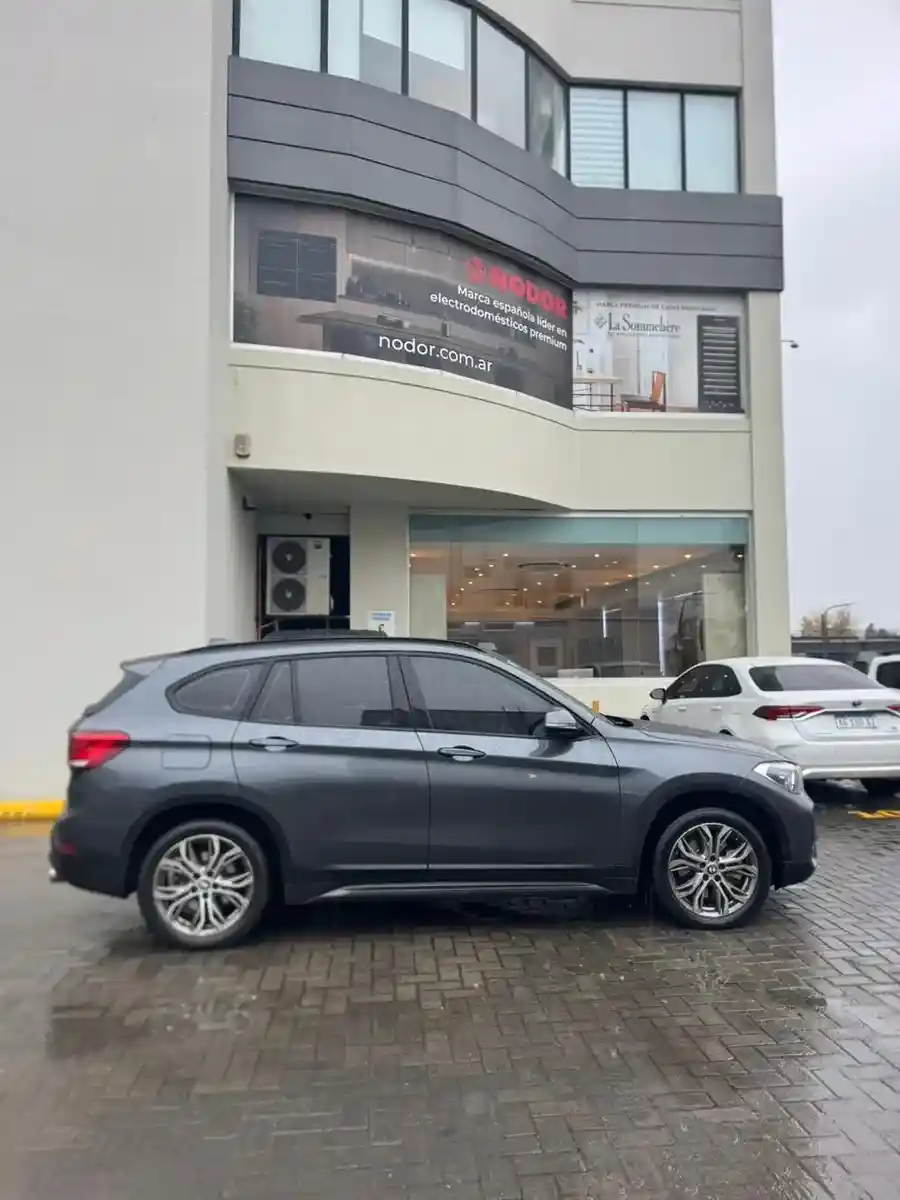 Bmw X1 2.0 Sdrive 20I Sportline 2021 - foto 4
