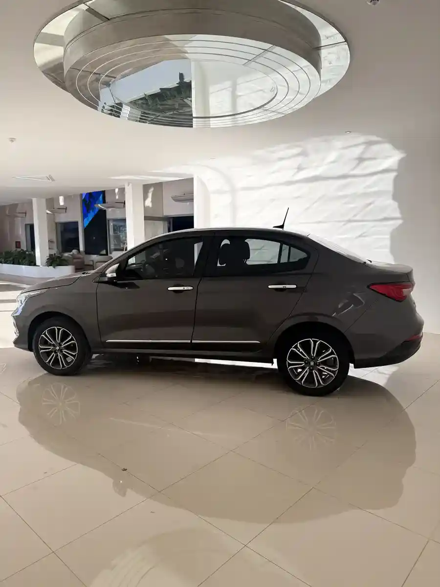 Fiat Cronos 1.3 Precision Cvt 2023 - foto 4
