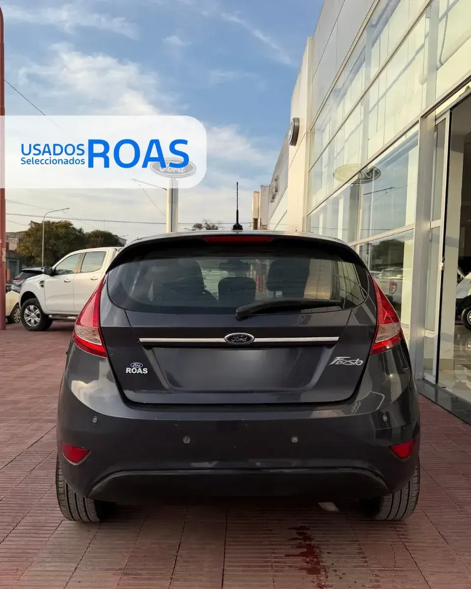 Ford Fiesta Titanium 2013 - foto 2