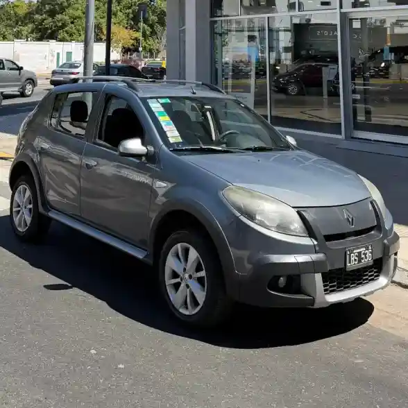 Renault Sandero Stepway 1.6 Privilege 105Cv 2012 - foto 2