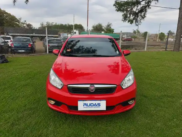 Fiat Grand Siena 1.6 Essence 115Cv 2017 - foto 1