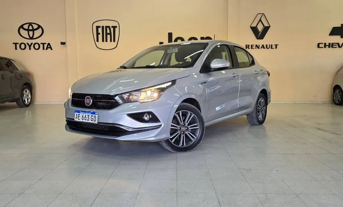Fiat Cronos 1.8 16V Precision 2021 - foto 1