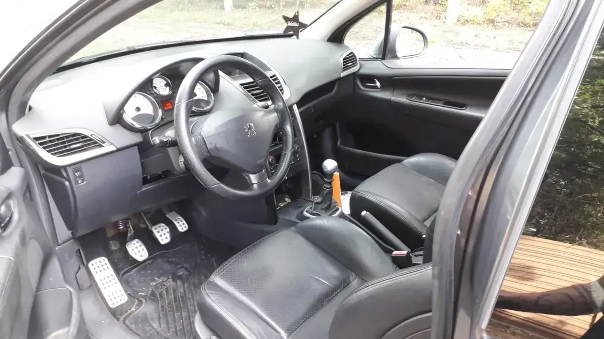 Peugeot 207 1.6 Gti 156Cv 2013 - foto 3