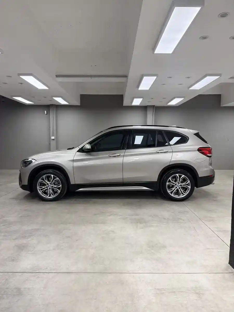 Bmw X1 2.0 Sdrive 20I Sportline 192Cv 2021 - foto 4
