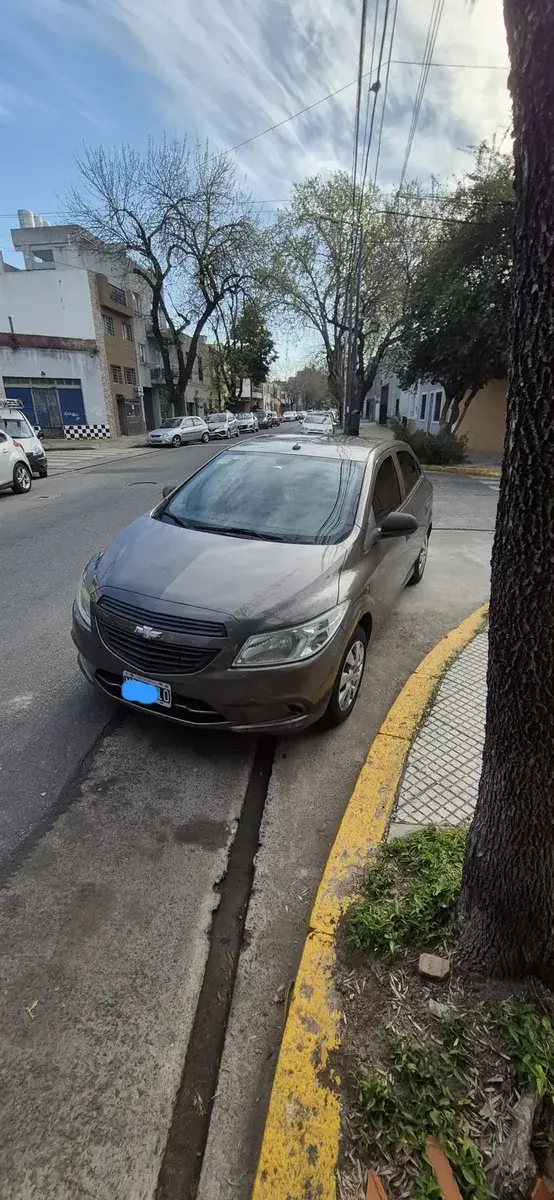 Chevrolet Onix 1.4 Lt Mt 98Cv 2014 - foto 1