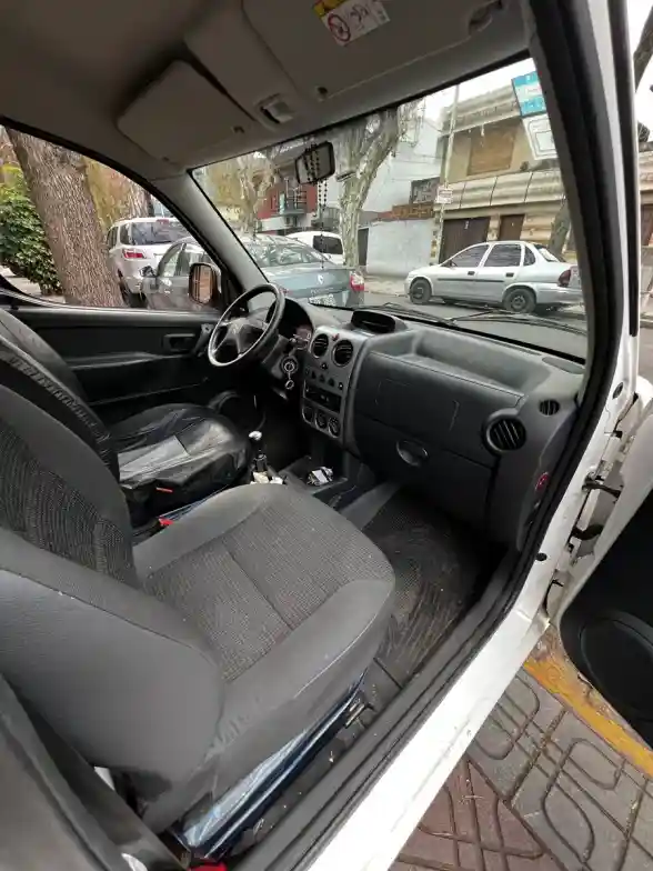 Citroën Berlingo Furgon 1.6 Hdi 92 Bussines 2023 - foto 4