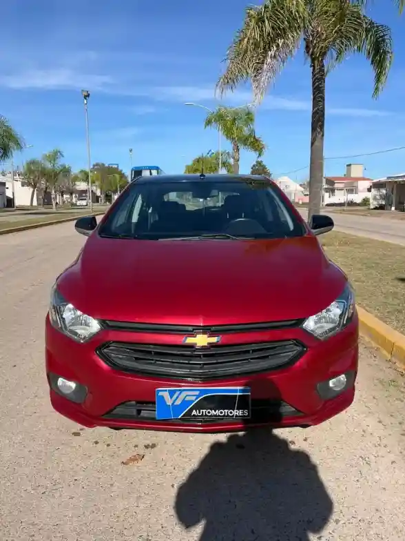 Chevrolet Onix 1.4 Effect 98Cv 2016 - foto 2