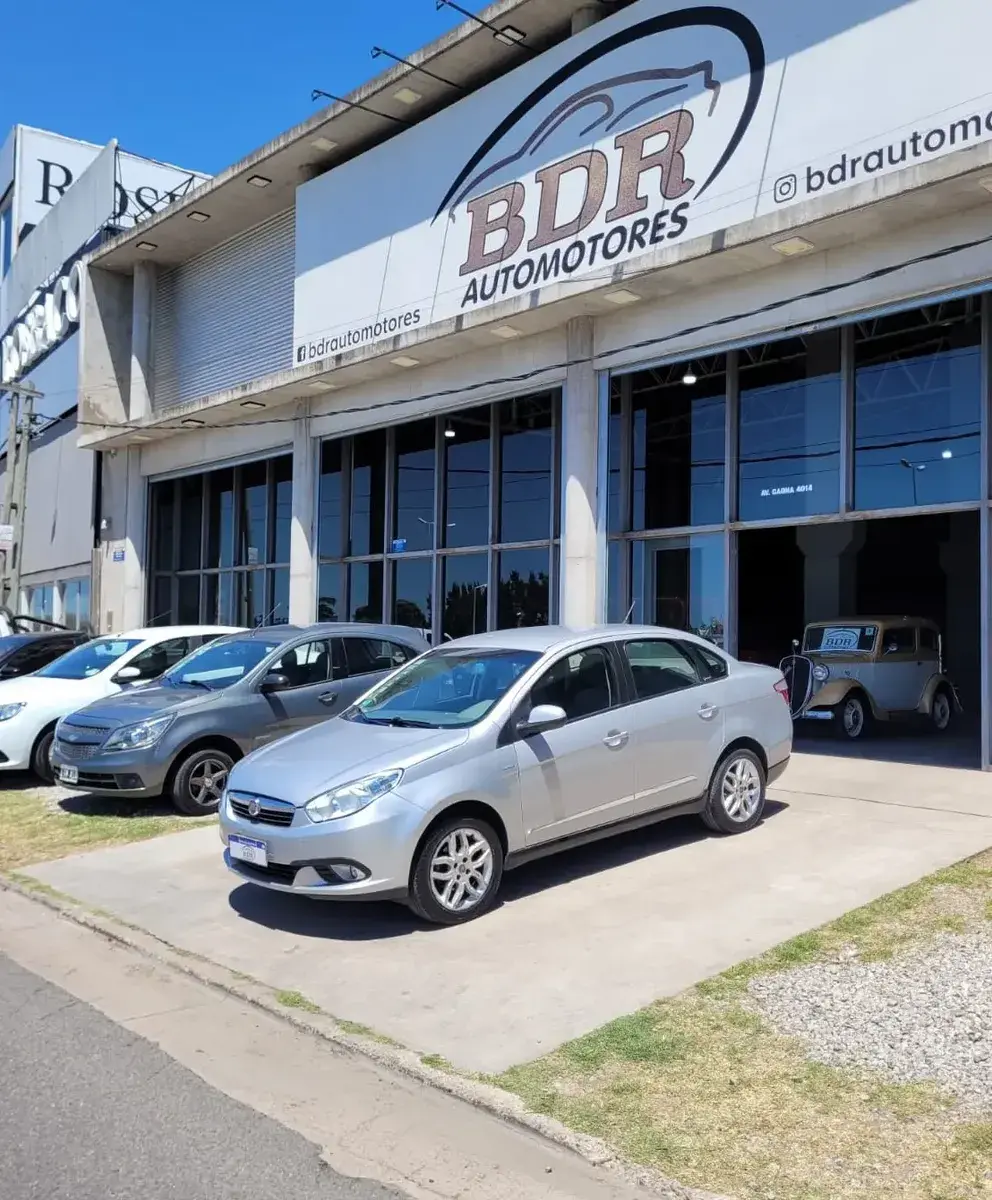 Fiat Grand Siena 1.6 Essence Dualogic Pack Seguridad 2014 - foto 1