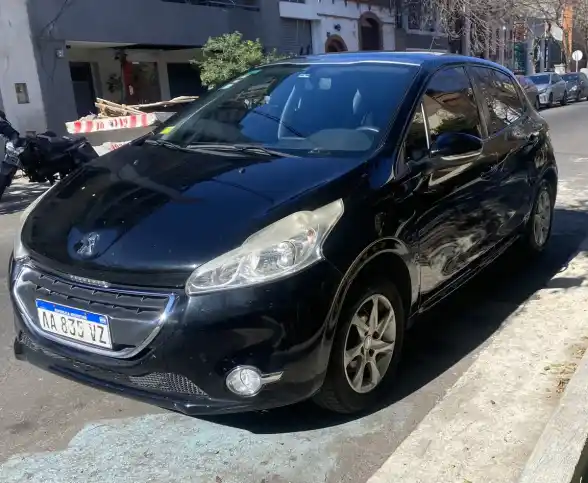 Peugeot 208 1.6 Allure Touchscreen 2016 - foto 1