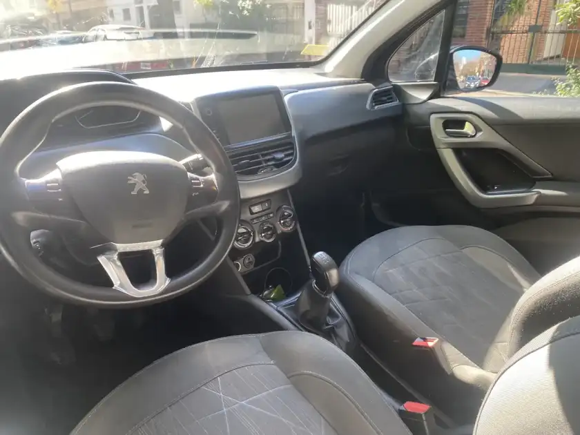 Peugeot 208 1.6 Allure Touchscreen 2016 - foto 5