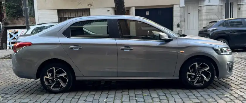 Citroën C-Elysée 1.6 Feel Hdi 92 2018 - foto 4