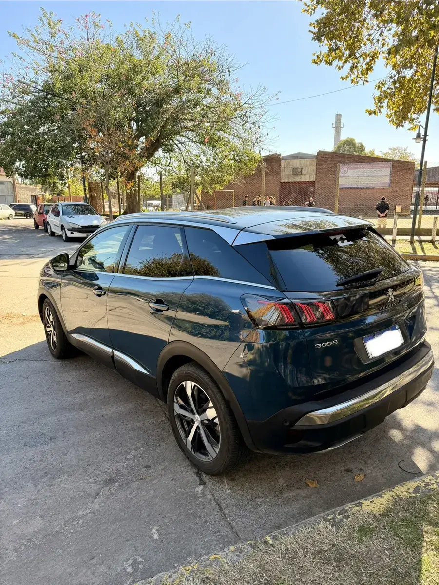 Peugeot 3008 1.6 Thp Gt Pack 165Cv At 2023 - foto 3