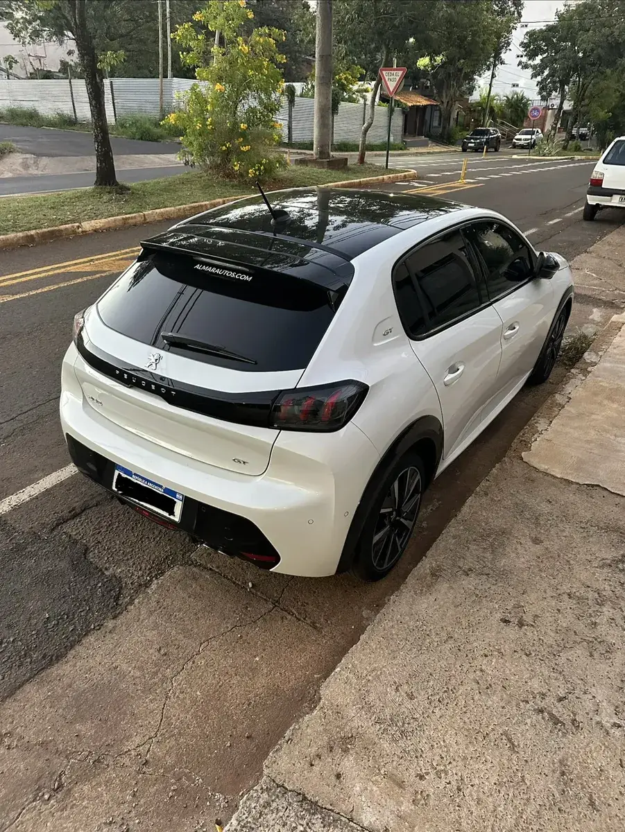 Peugeot 208 1.2T Gt Tiptronic 2022 - foto 3