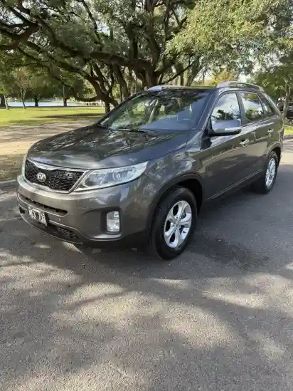 Kia Sorento 2.4 Ex 4X2 6At 2013 - foto 1