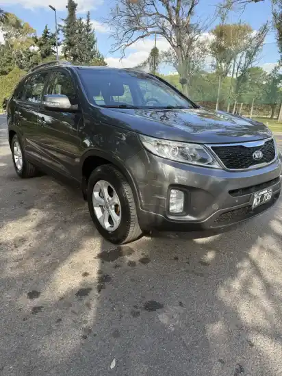 Kia Sorento 2.4 Ex 4X2 6At 2013 - foto 2