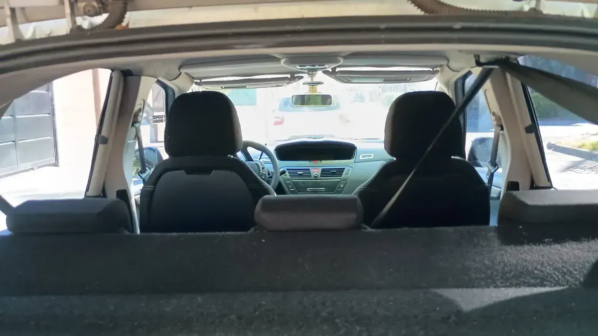 Citroën C4 Picasso 2.0 Bva 143Cv 2010 - foto 4