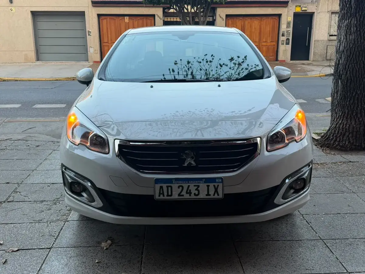 Peugeot 408 1.6 Active 115Cv 2019 - foto 2