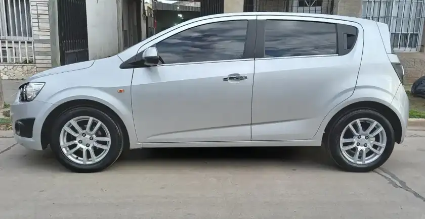 Chevrolet Sonic 1.6 Ltz Mt Mx 2014 - foto 4
