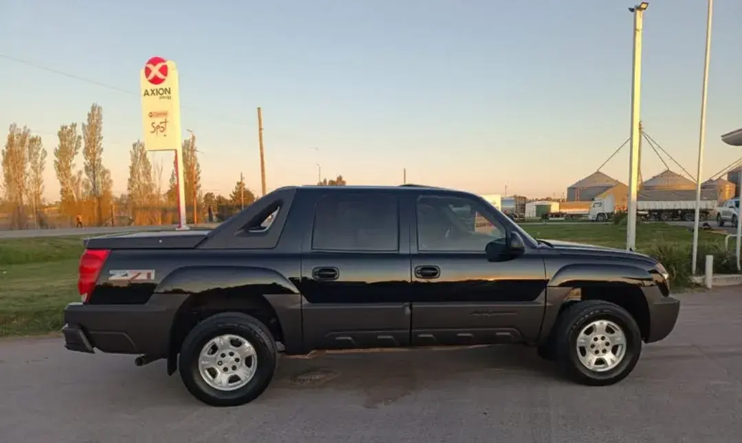 Chevrolet Avalanche 5.3 4X4 2005 - foto 2
