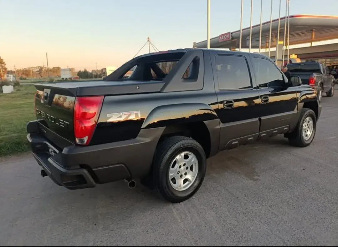 Chevrolet Avalanche 5.3 4X4 2005 - foto 4