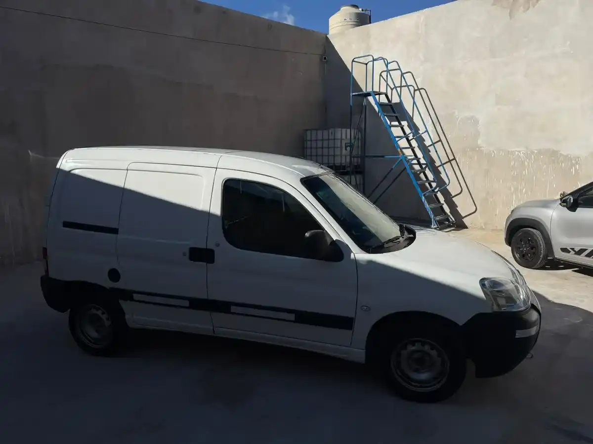 Citroën Berlingo Furgon 1.6 Hdi 92 Bussines 2015 - foto 4