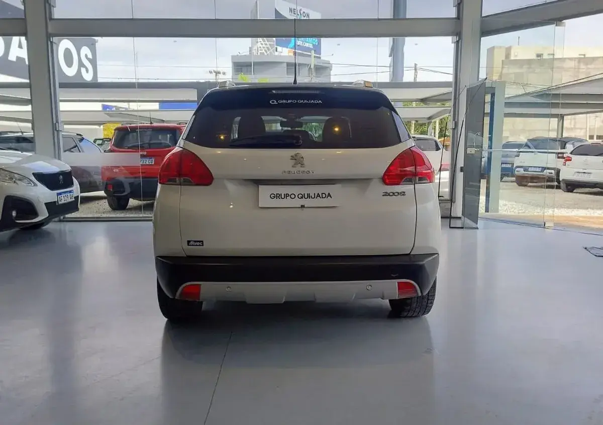 Peugeot 2008 1.6 Feline L16 2018 - foto 4