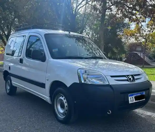 Peugeot Partner 1.6 Hdi Confort 5As 2019 - foto 3