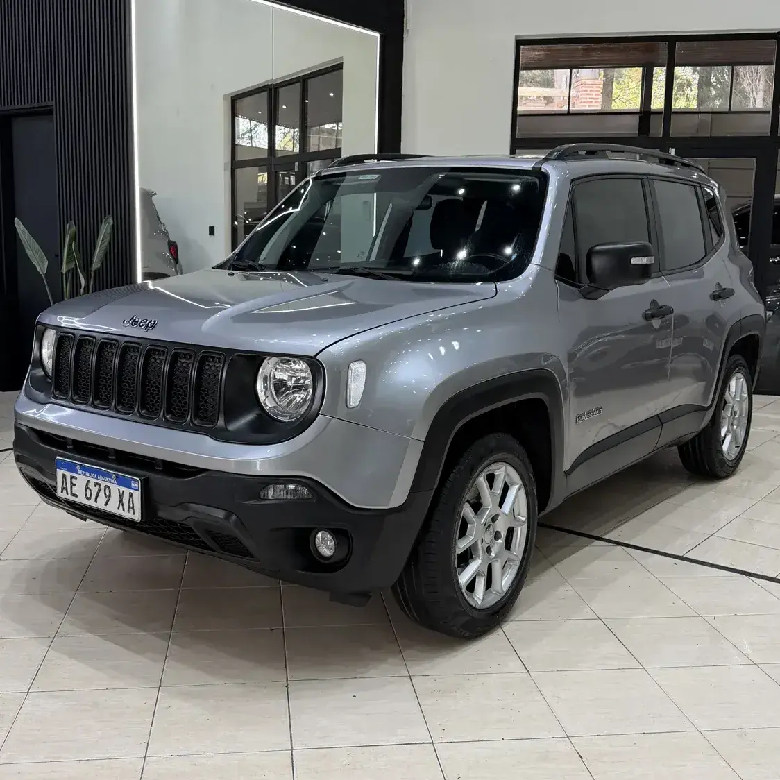Jeep Renegade 1.8 Sport 2021 - foto 1