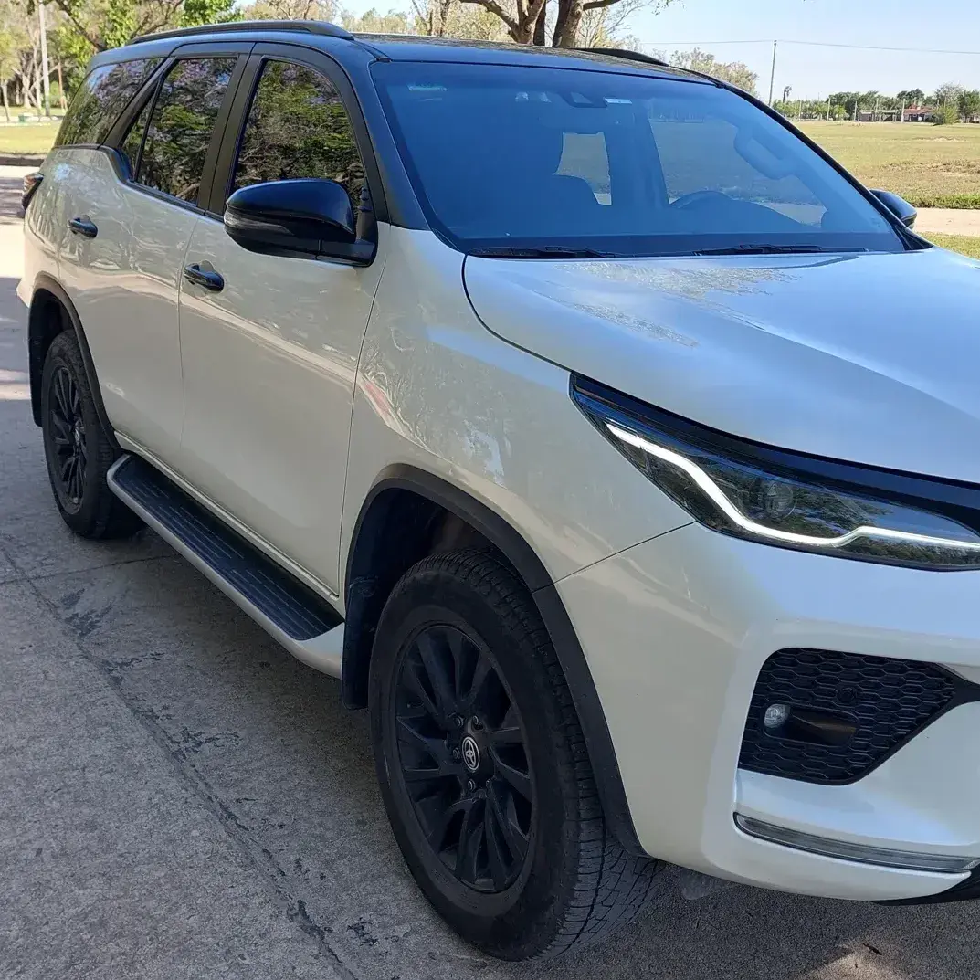 Toyota Hilux Sw4 2.8 Srx 177Cv 4X4 7As 2021 - foto 2
