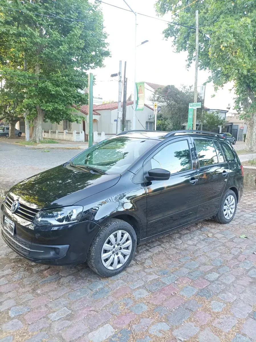 Volkswagen Suran 1.6 Comfortline 101Cv 2014 - foto 4